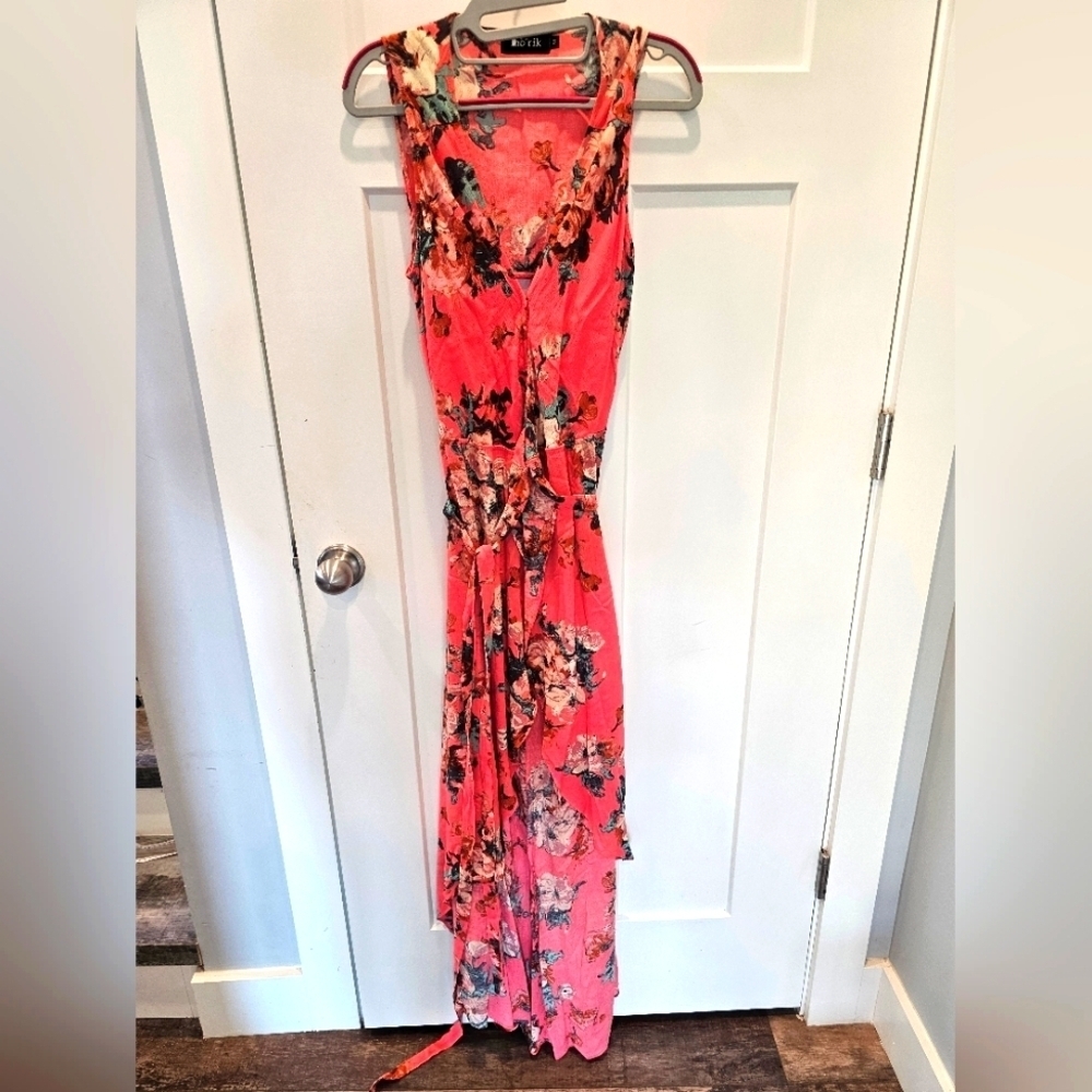 Fab’rik Coral Floral Maxi Dress - Sleeveless Cutout Back Size M Boho Summer